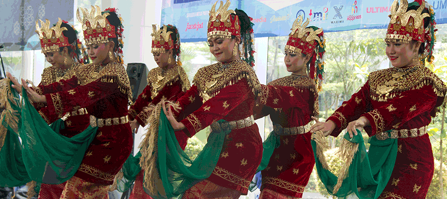 pembukaan festival budaya nusantara umn universitas multimedia nusantara