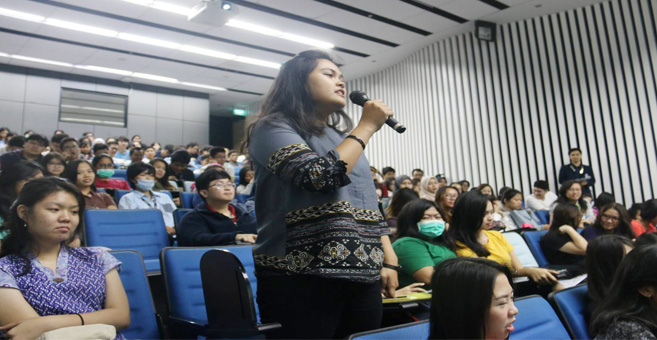 Taufik lie akuntansi kuliah tamu seminar industri perhotelan UMN universitas multimedia nusantara universitas terbaik di jakarta