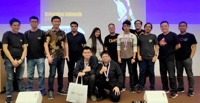 Mahasiswa UMN Juarai Kompetisi Nasional Cloud Computing Amazon Web Service Mahasiswa UMN Juarai Kompetisi Nasional Cloud Computing Amazon Web Service