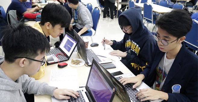 BIOS Hackathon 2019: Buat Prototype Aplikasi Selama 24 Jam BIOS Hackathon 2019: Buat Prototype Aplikasi Selama 24 Jam
