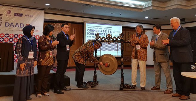 CONMEDIA 2017 & ICON-SONICS 2017: Berikan Kontribusi Bagi Perkembangan Pembangunan Indonesia CONMEDIA 2017 & ICON-SONICS 2017: Berikan Kontribusi Bagi Perkembangan Pembangunan Indonesia