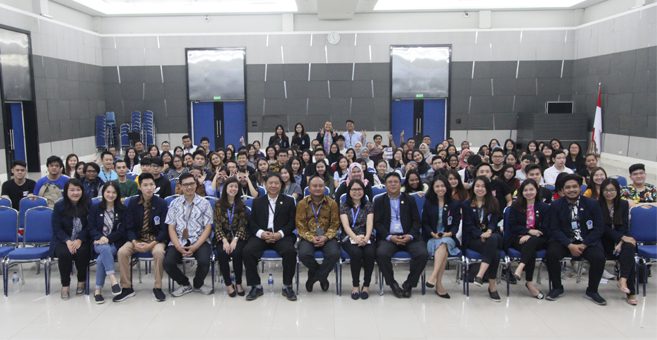 DDTC Ajak Mahasiswa Fakultas Bisnis UMN Hadapi Digitalisasi DDTC Ajak Mahasiswa Fakultas Bisnis UMN Hadapi Digitalisasi