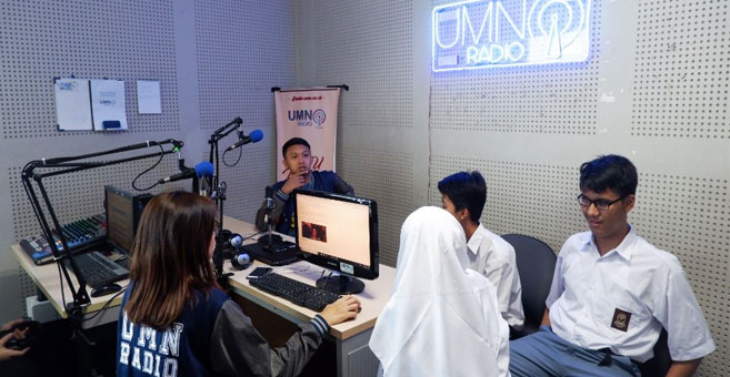pengabdian masyarakat kampus ramah disabilitas SLB umn radio jurnalistik umn universitas multimedia nusantara universitas terbaik di jakarta