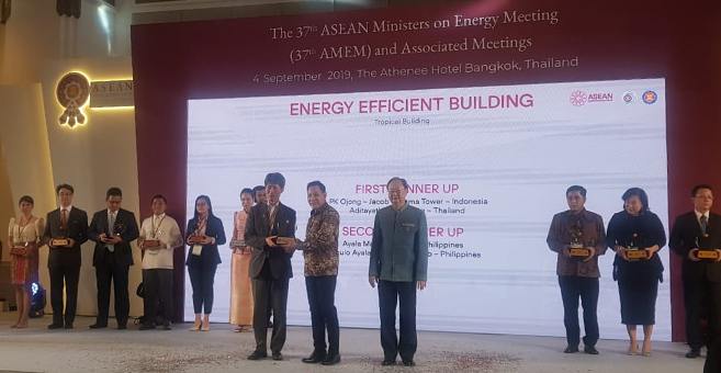 asean award hemat energi tropical building umn un9iversitas multimedia nusantara universitas terbaik di jakarta