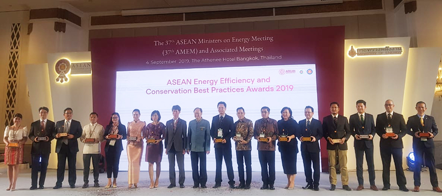 asean award hemat energi tropical building umn un9iversitas multimedia nusantara universitas terbaik di jakarta