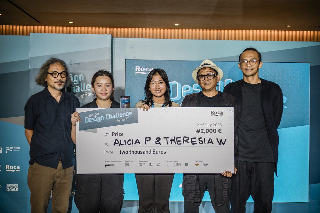 Dua Mahasiswa Arsitektur UMN Raih Juara Dua Design Challenge ROCA