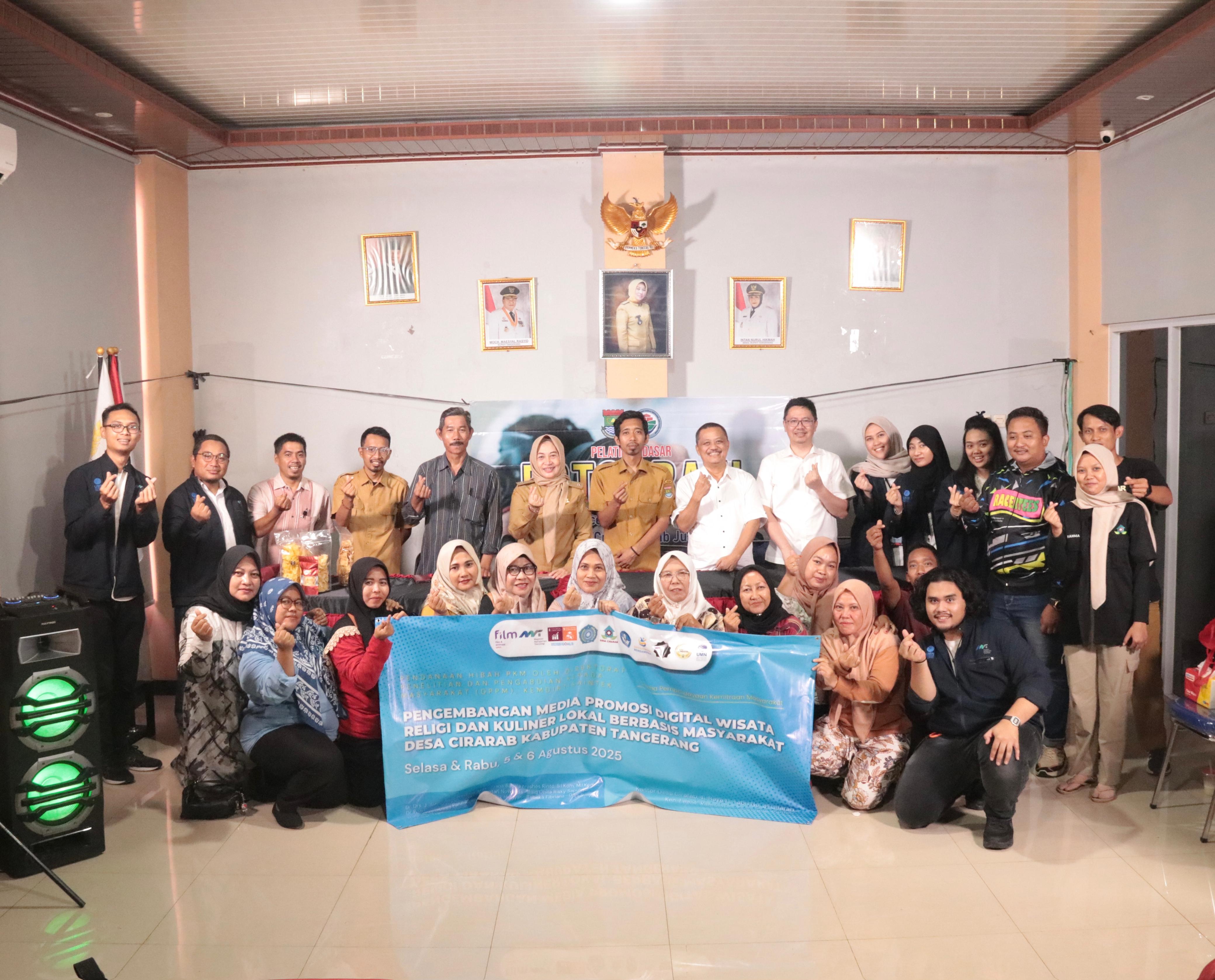 UMN Dorong Masyarakat Desa Cirarab Lewat Pelatihan dan Promosi Digital melalui PKM Hibah Dikti